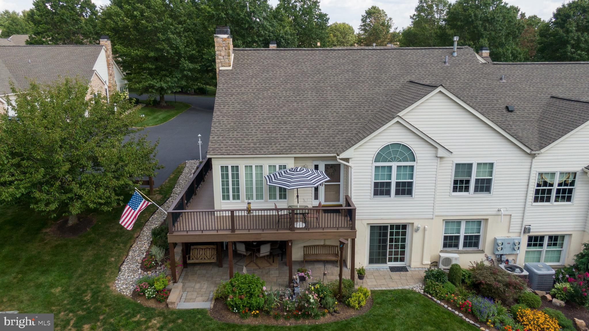 LIONSGATE - Residential