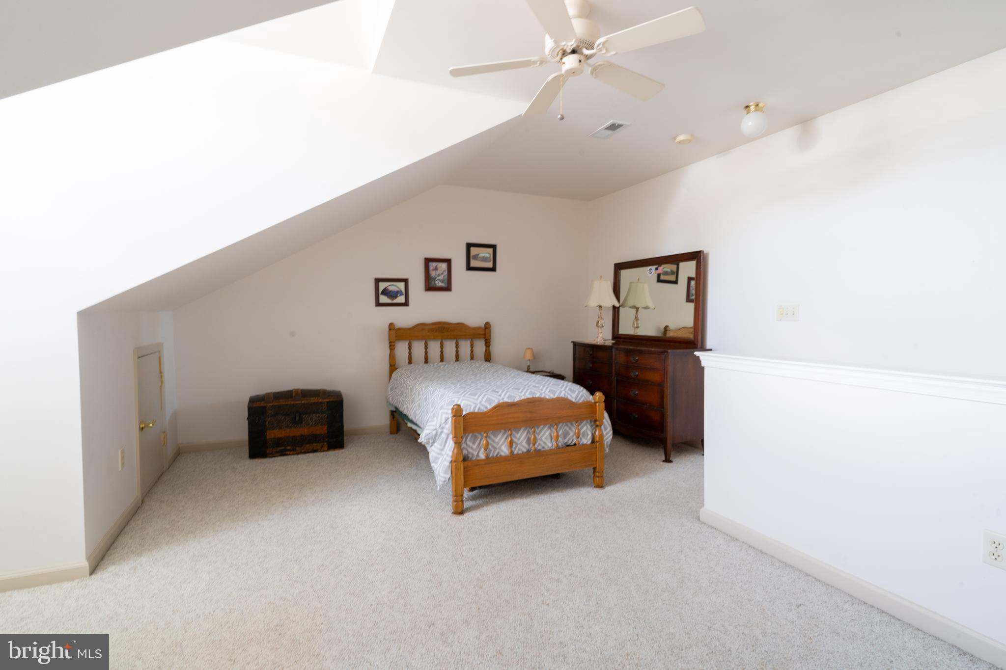 LIONSGATE - Residential