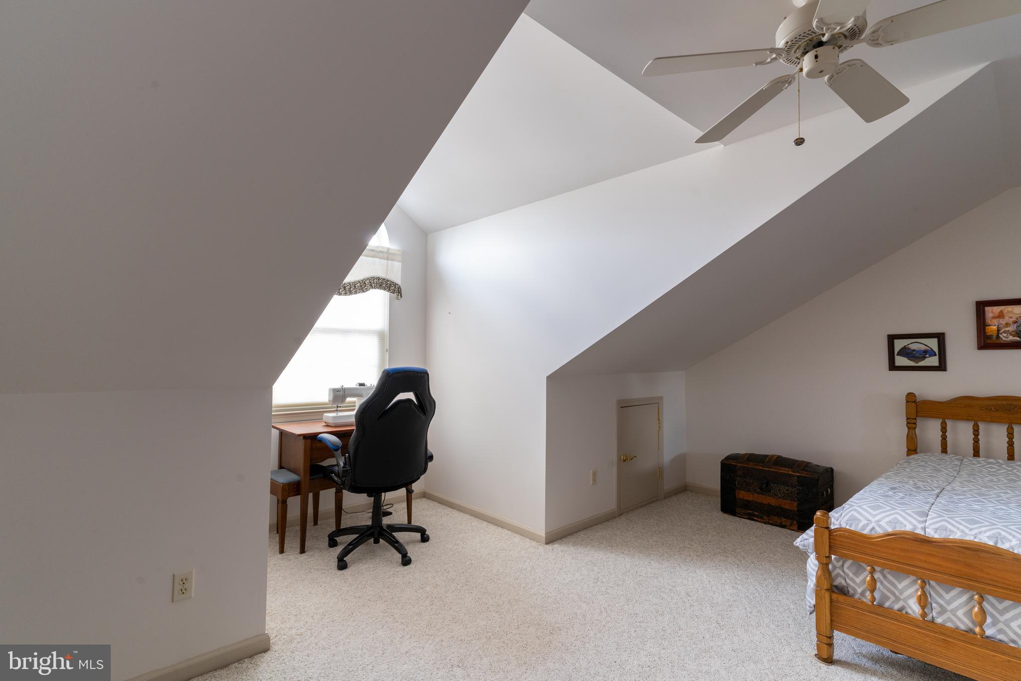 LIONSGATE - Residential