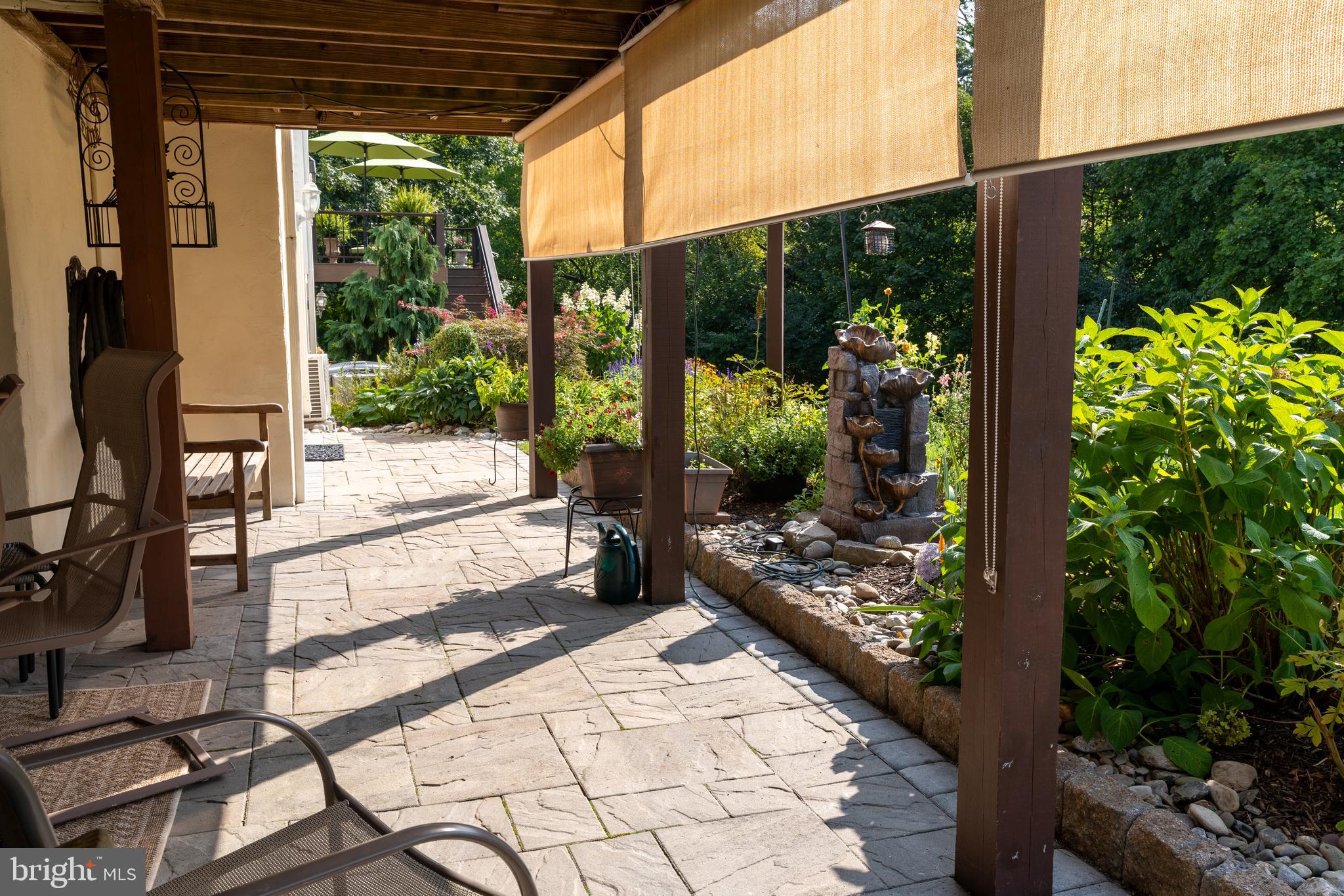 LIONSGATE - Residential