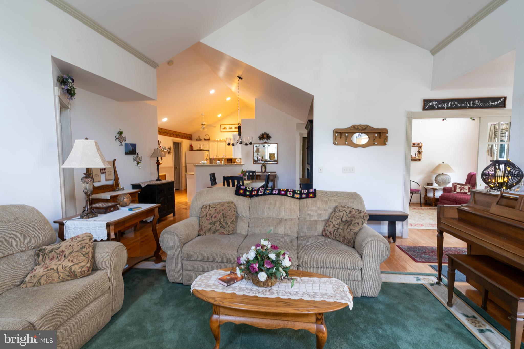 LIONSGATE - Residential