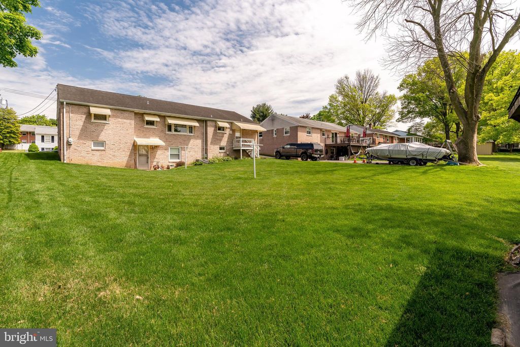 Photo of 124 JOSEPH RD, LANCASTER, PA 17603 (MLS # PALA2034702)