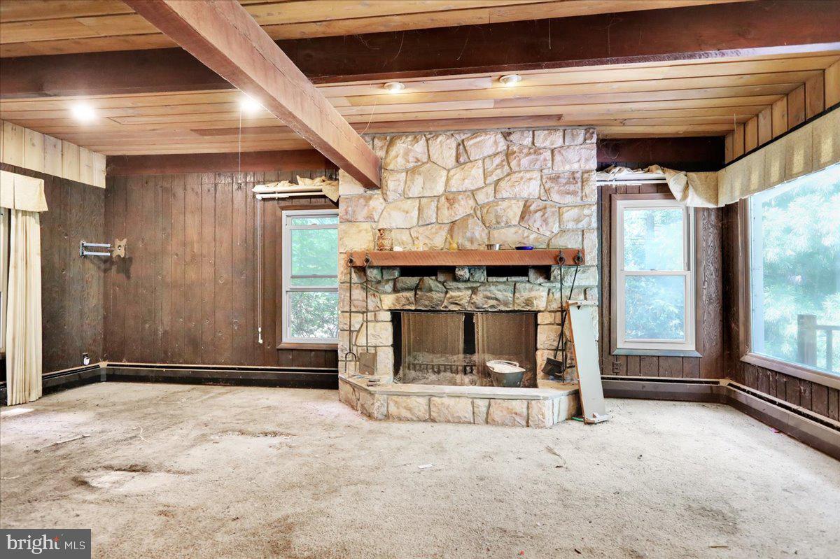 686 HILL ROAD