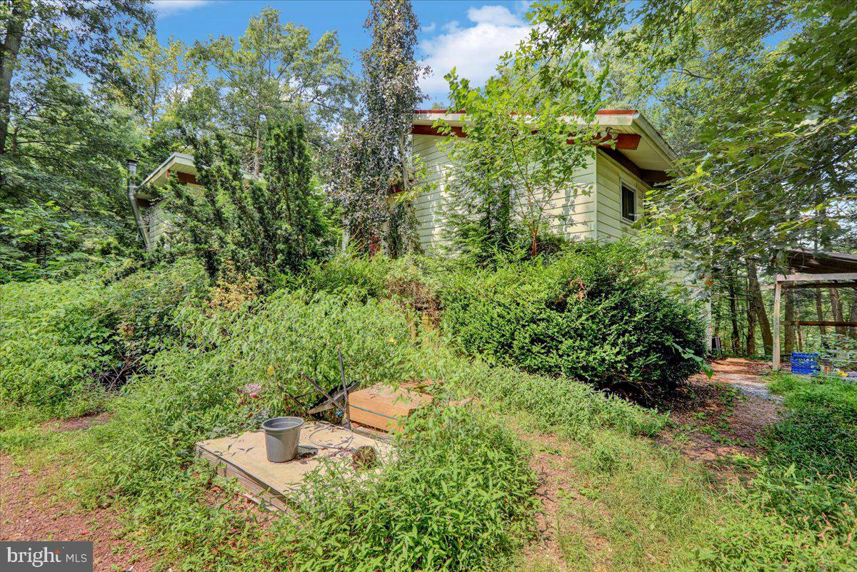 686 HILL ROAD