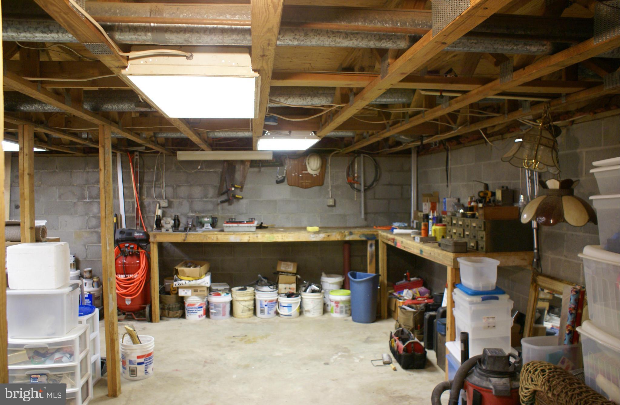 HALL'S HILLS - Residential