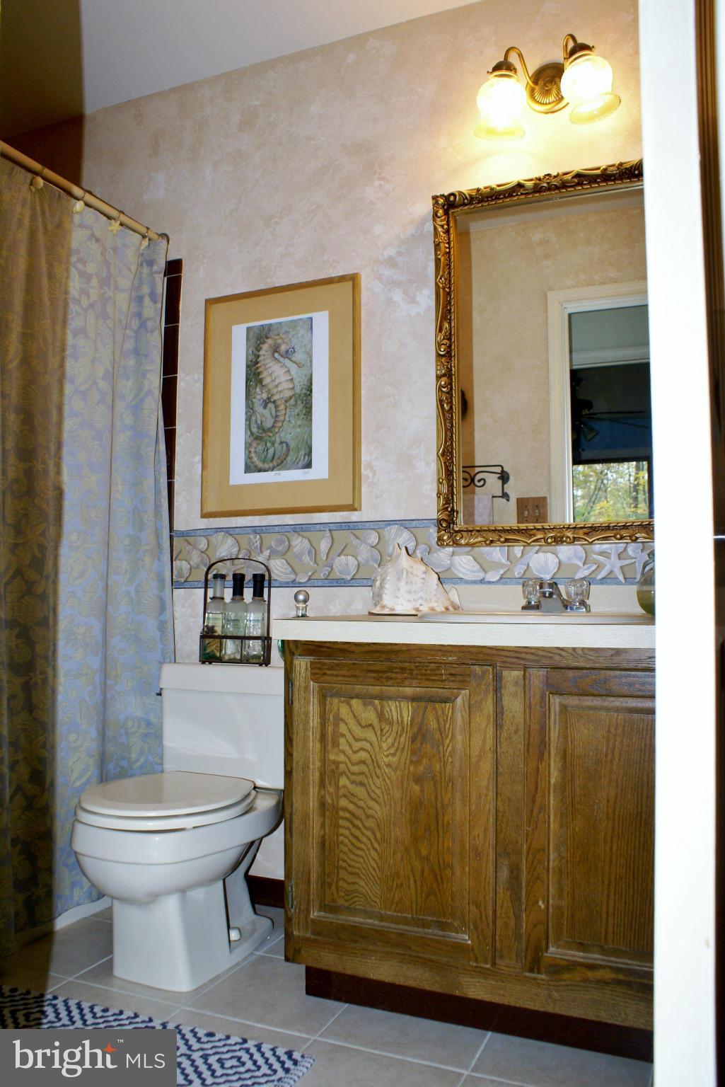 HALL'S HILLS - Residential