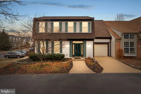 20525 Lansing Terrace, Ashburn, VA MLS: VALO2115816