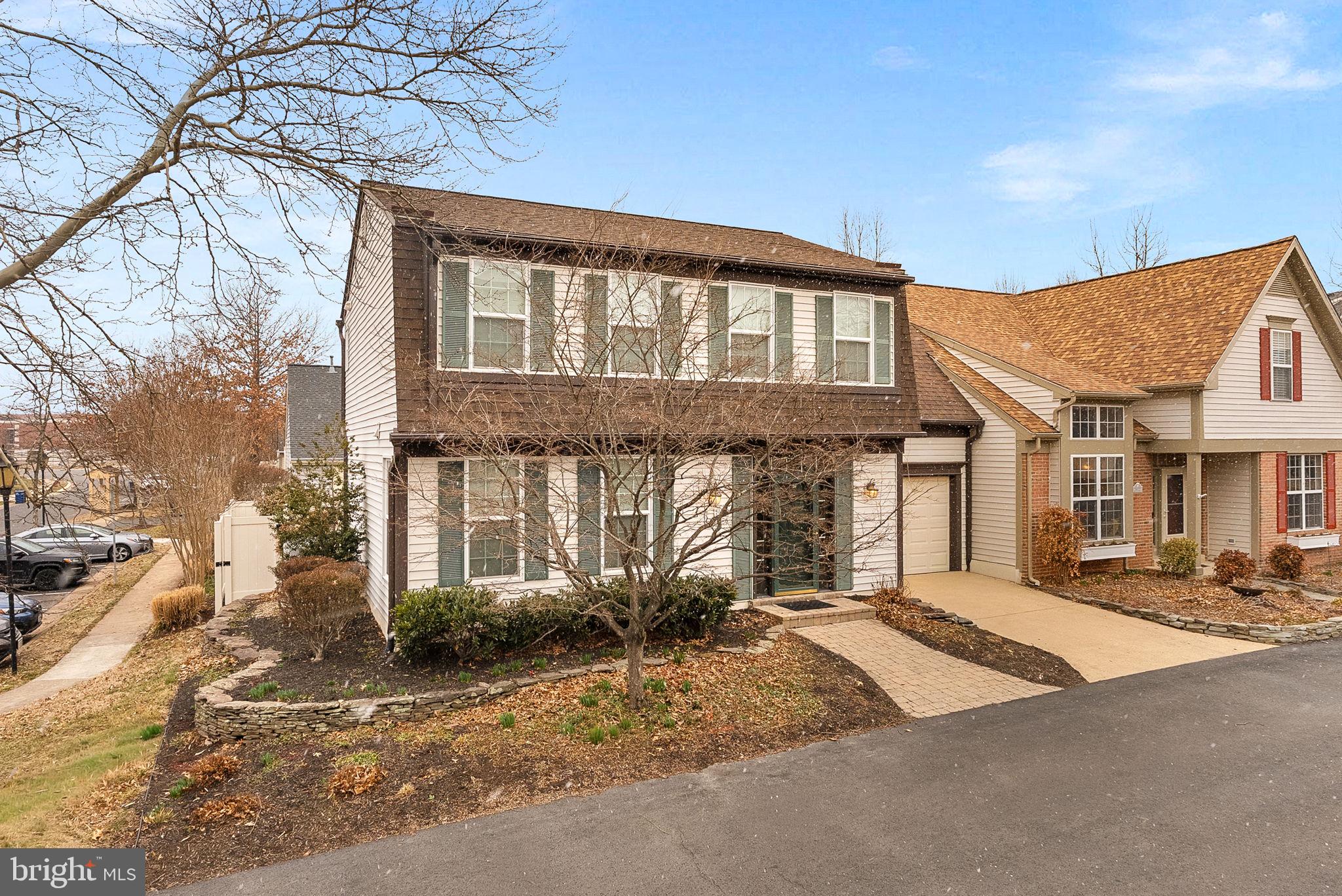 20525 LANSING TERRACE