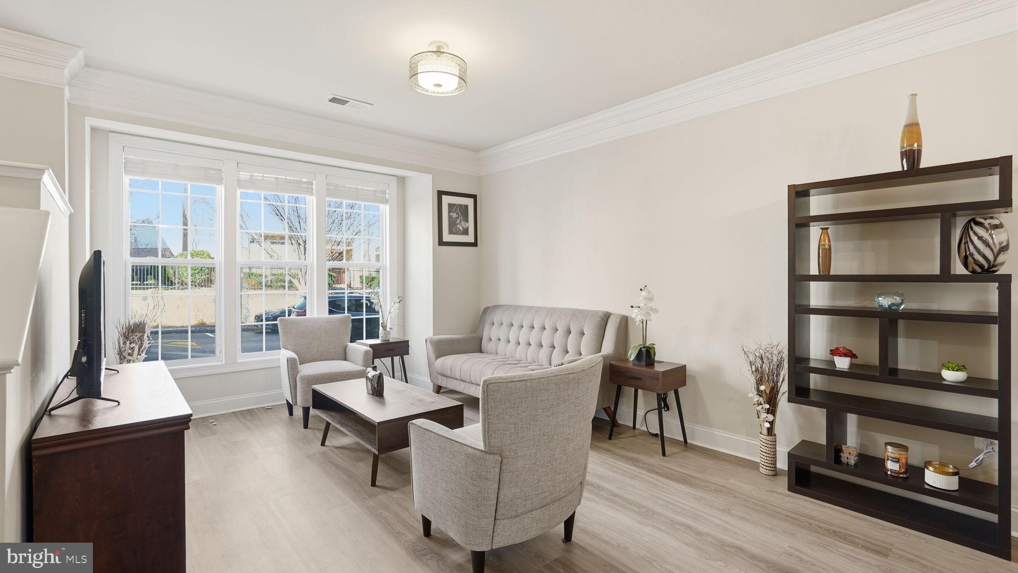 POTOMAC CLUB - Residential