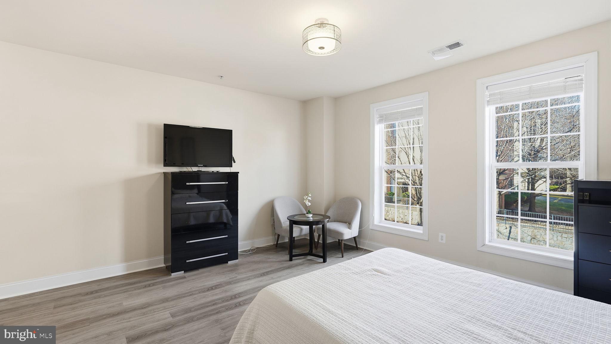 POTOMAC CLUB - Residential