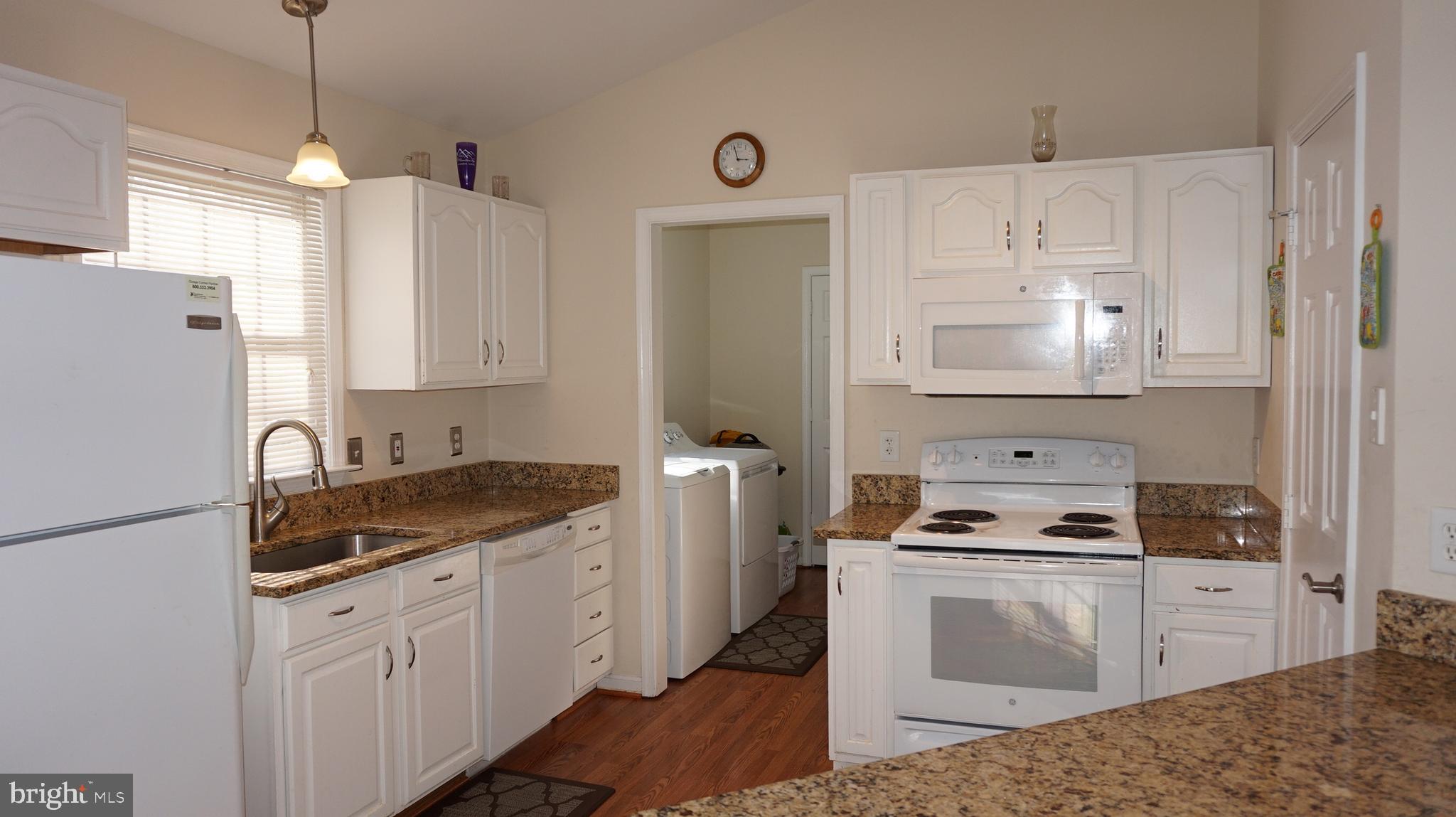 LAKE WILDERNESS - Residential