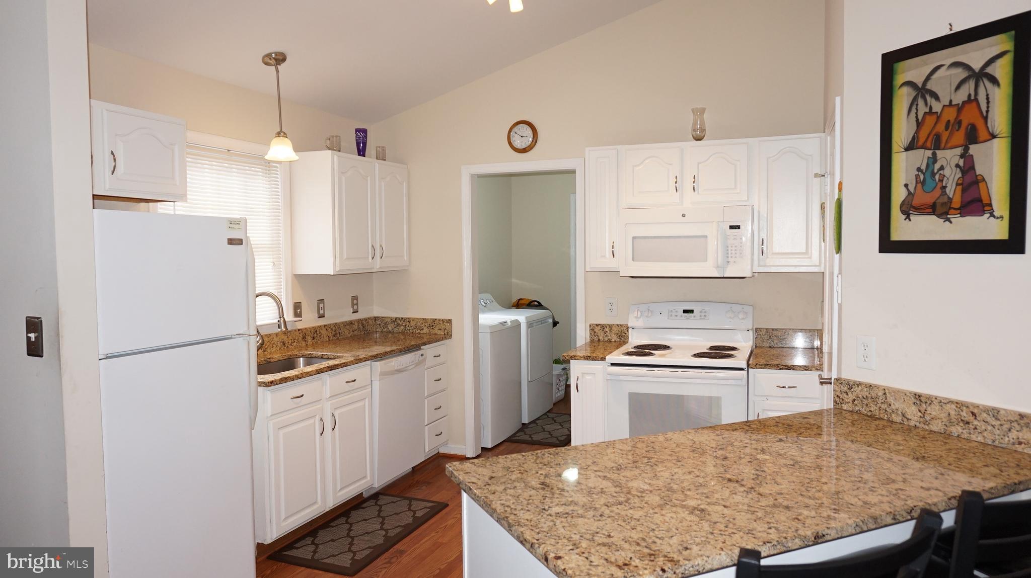 LAKE WILDERNESS - Residential