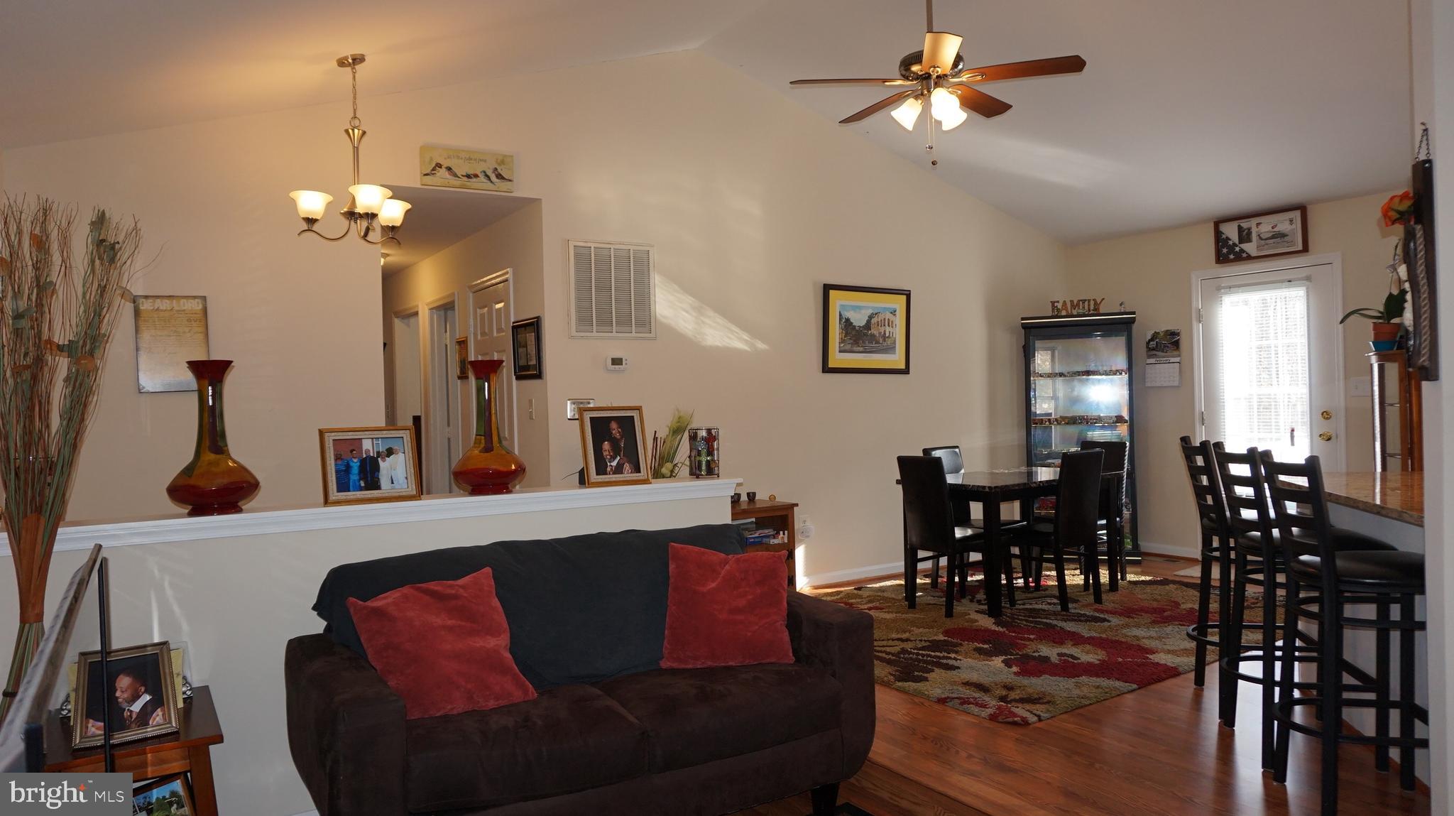 LAKE WILDERNESS - Residential