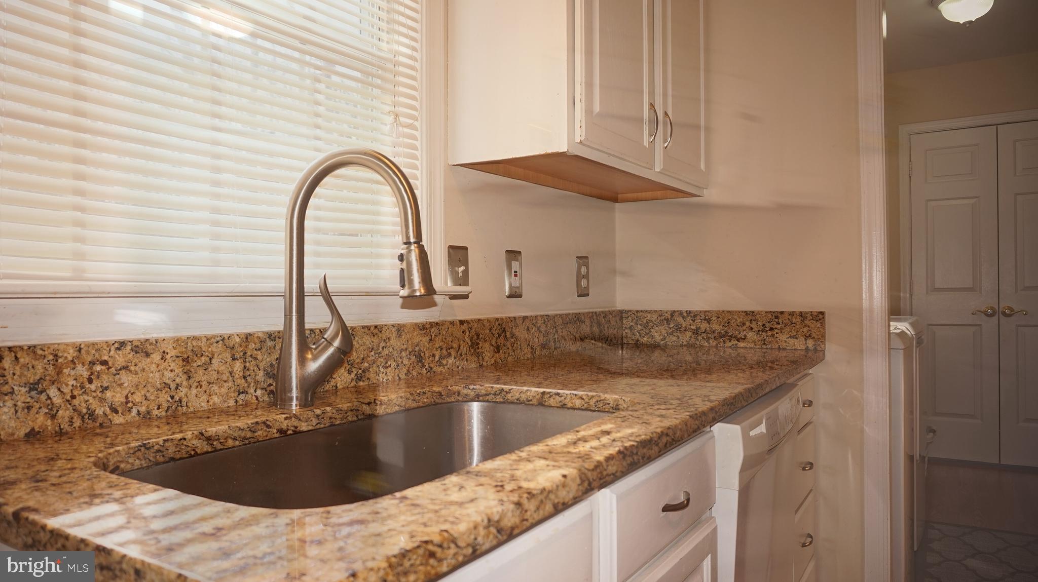 LAKE WILDERNESS - Residential