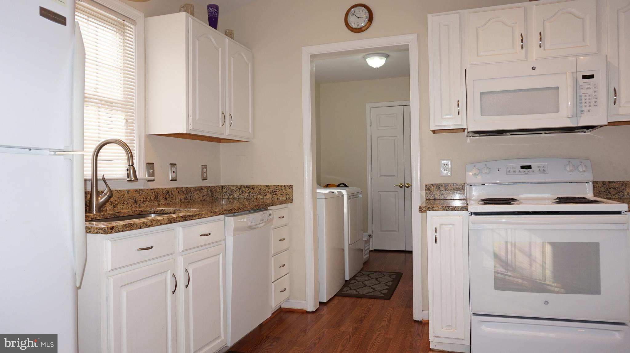 LAKE WILDERNESS - Residential