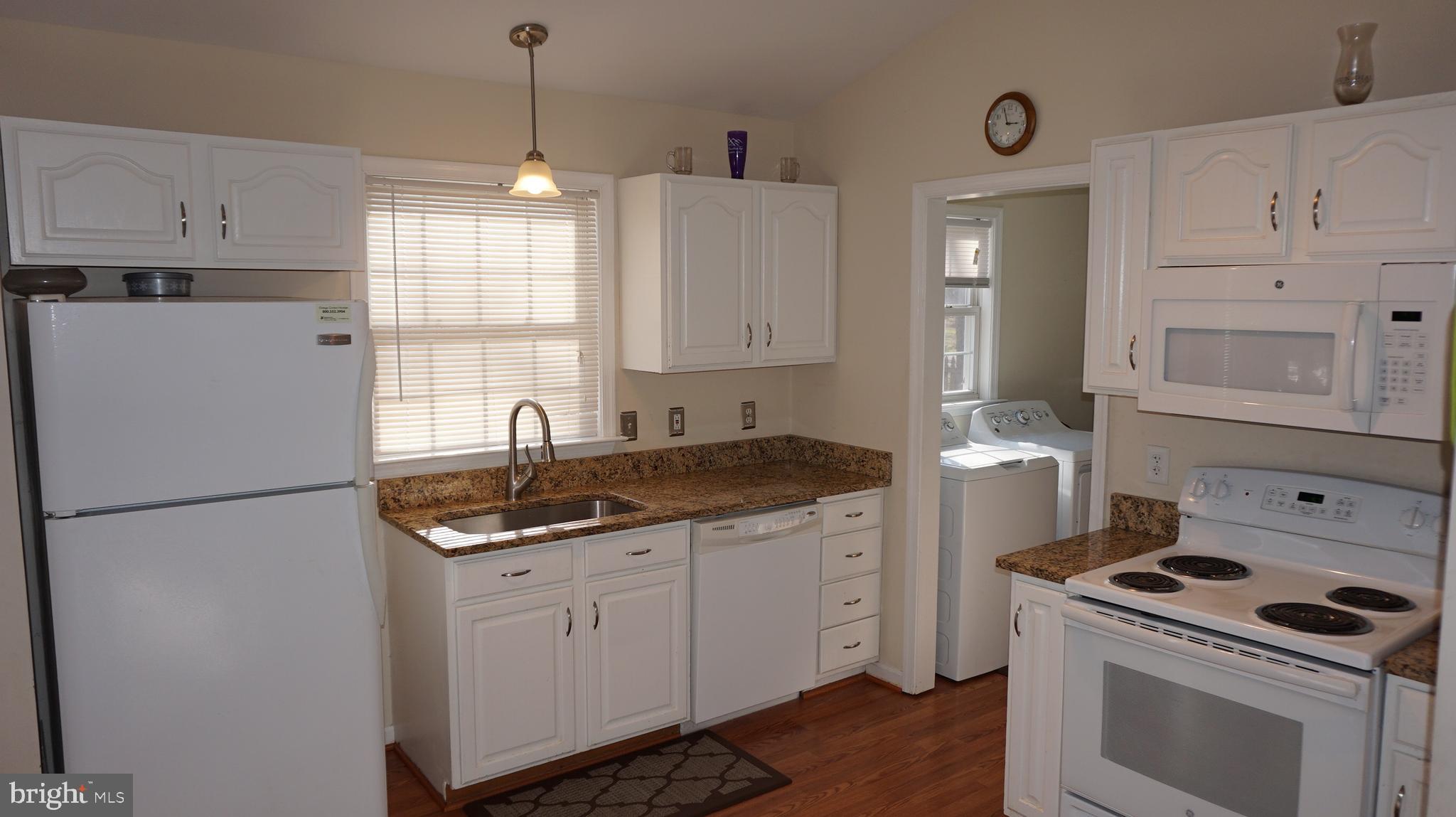 LAKE WILDERNESS - Residential