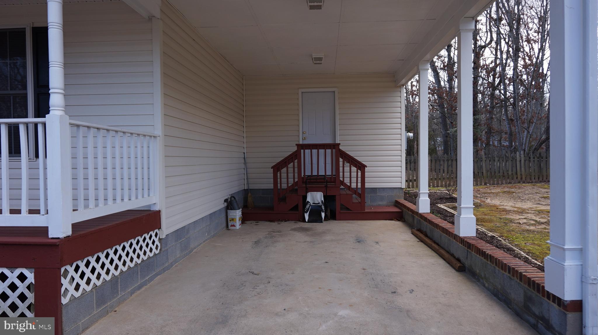 LAKE WILDERNESS - Residential