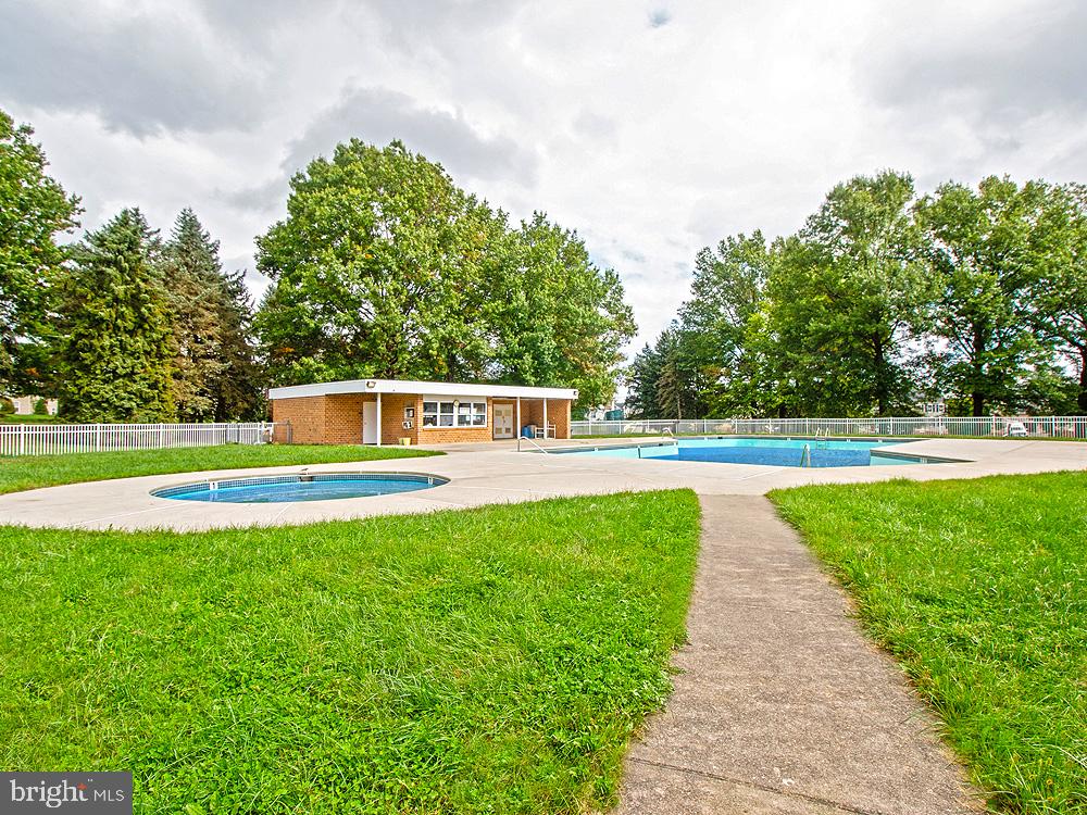 GREEN ACRES - Residential