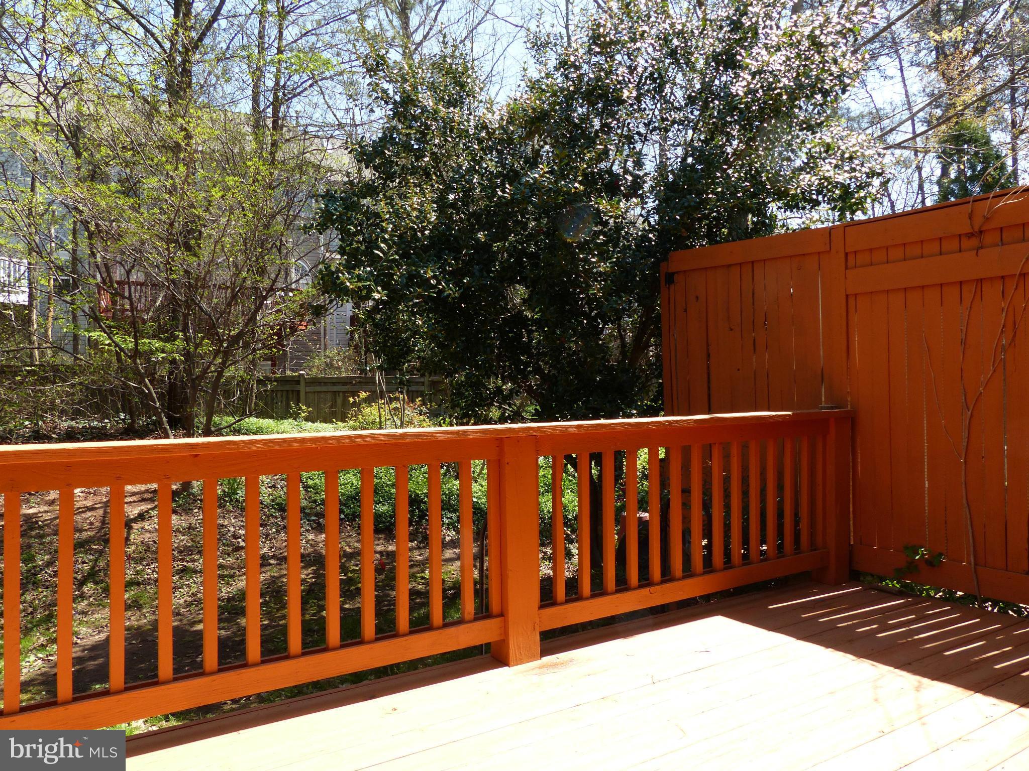 FAIR LAKES - Residential Lease