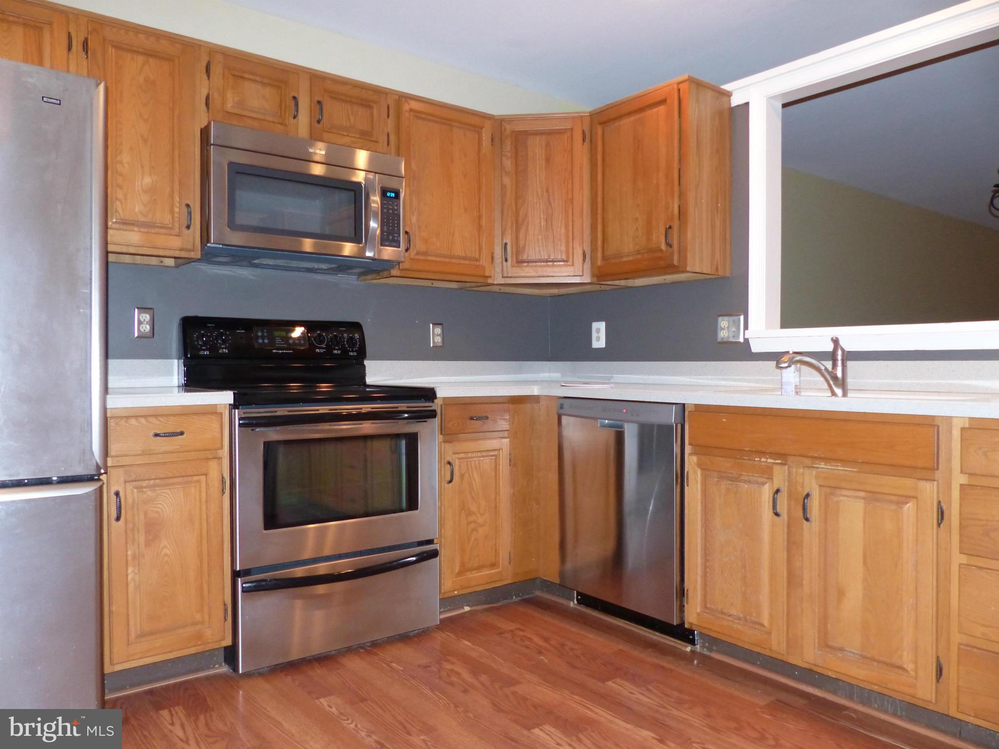 FAIR LAKES - Residential Lease