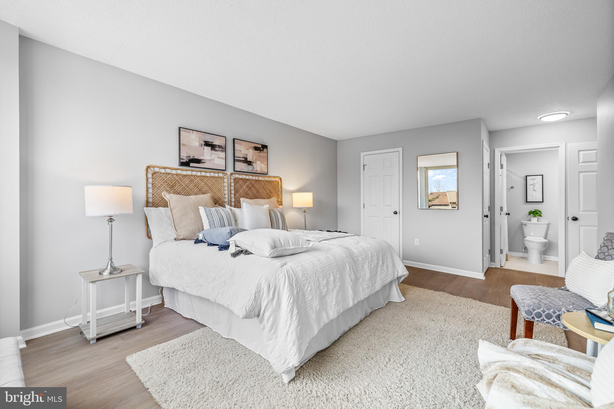 ROLAND PARK - Residential