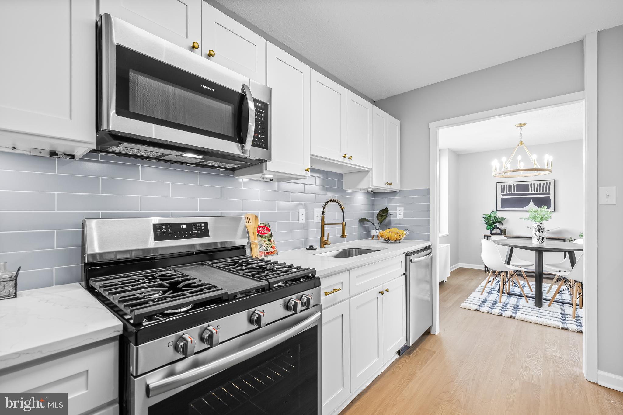 ROLAND PARK - Residential