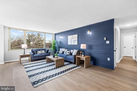 Condo For Sale - 4401 Roland Avenue #307<br/> BALTIMORE, MD 21210