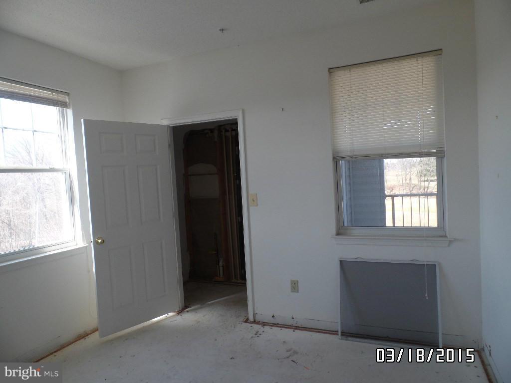 DEVON COURT - Residential