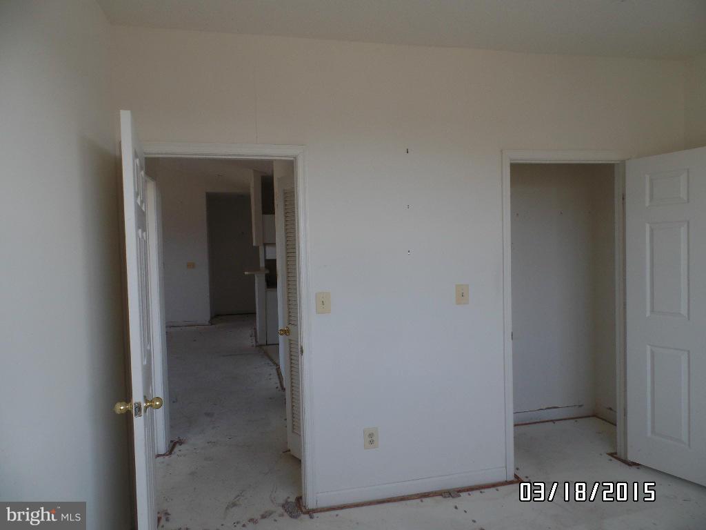 DEVON COURT - Residential