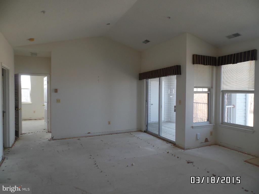 DEVON COURT - Residential