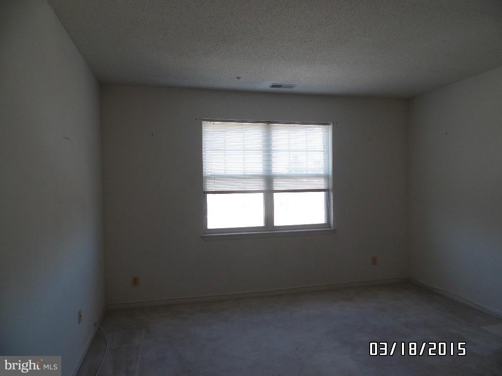 DEVON COURT - Residential