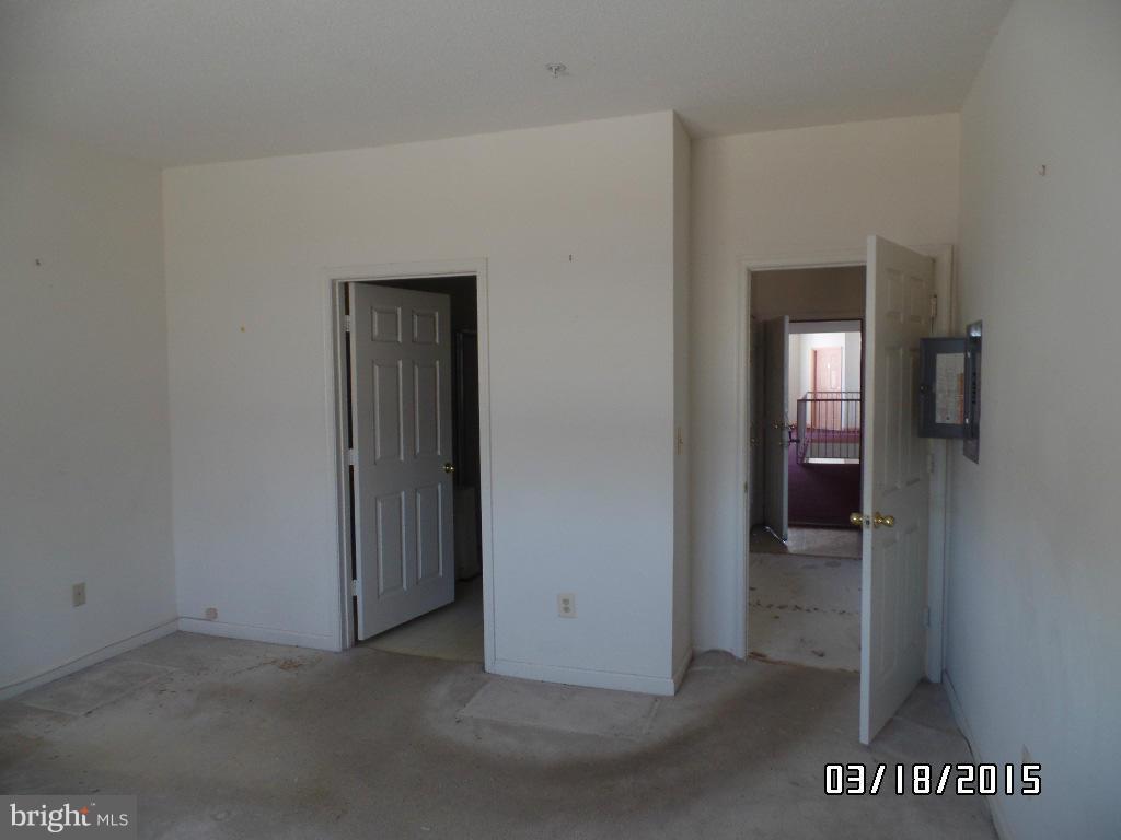 DEVON COURT - Residential