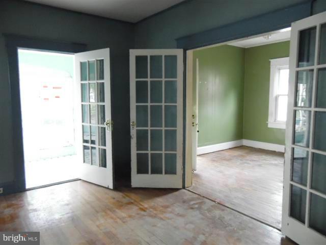 HAMILTON HEIGHTS - Residential