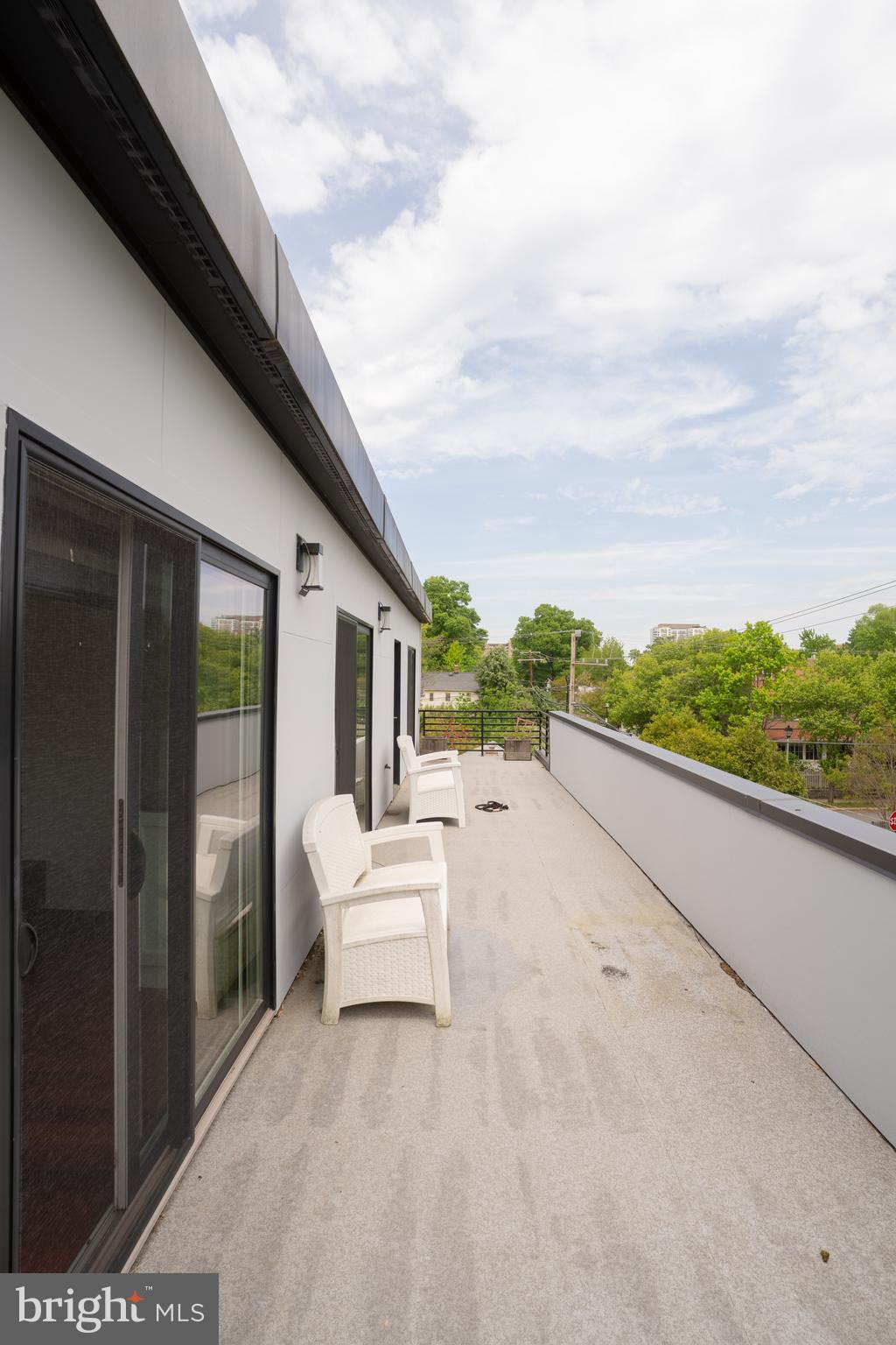 ADDISON HEIGHTS - Residential