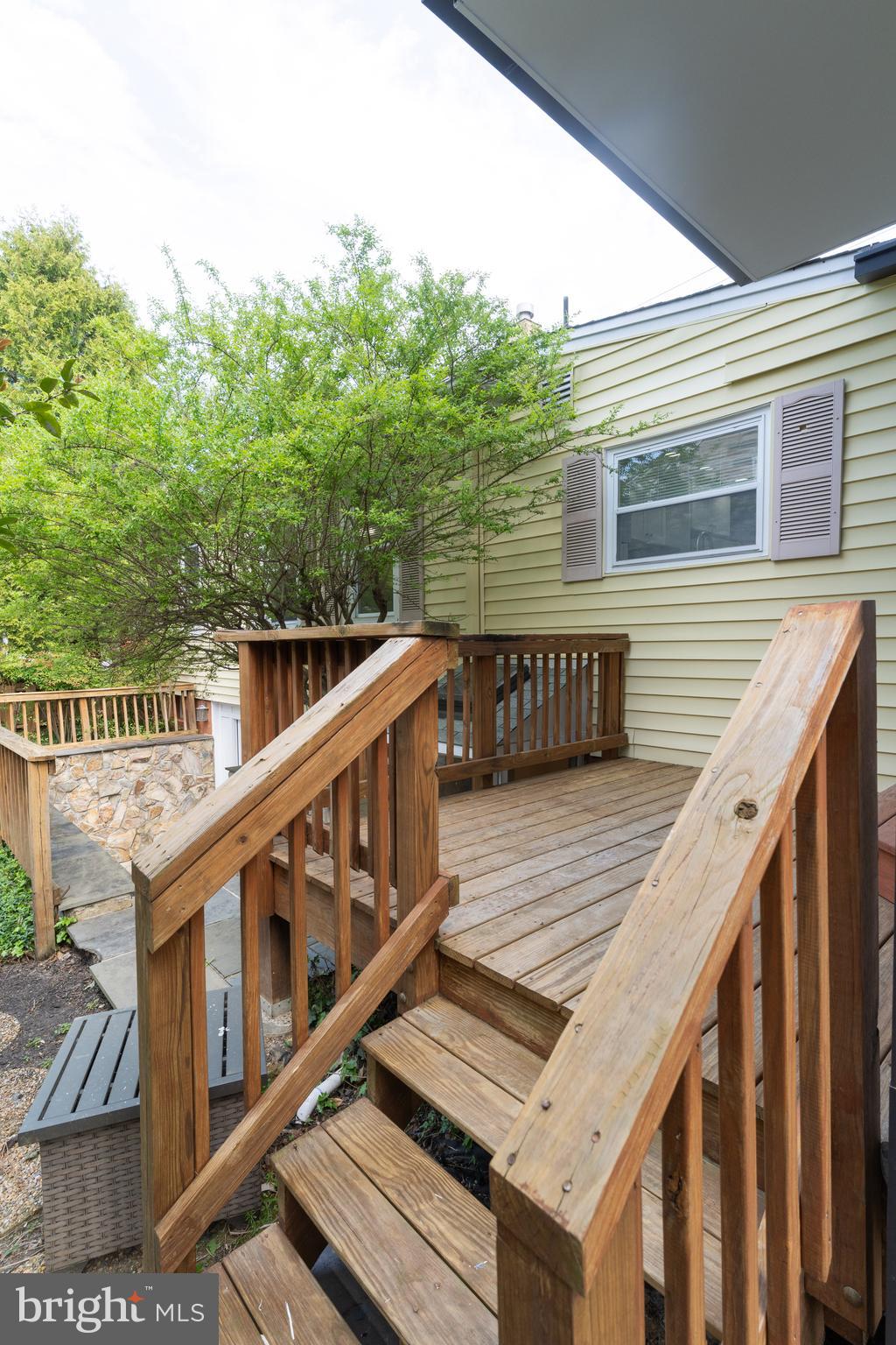 ADDISON HEIGHTS - Residential