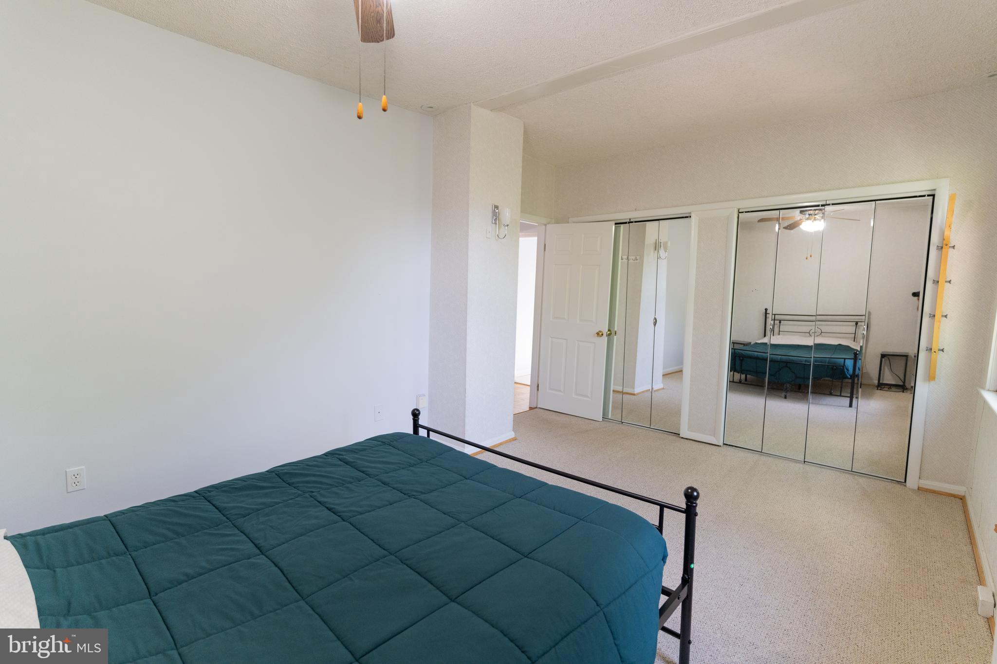 ADDISON HEIGHTS - Residential