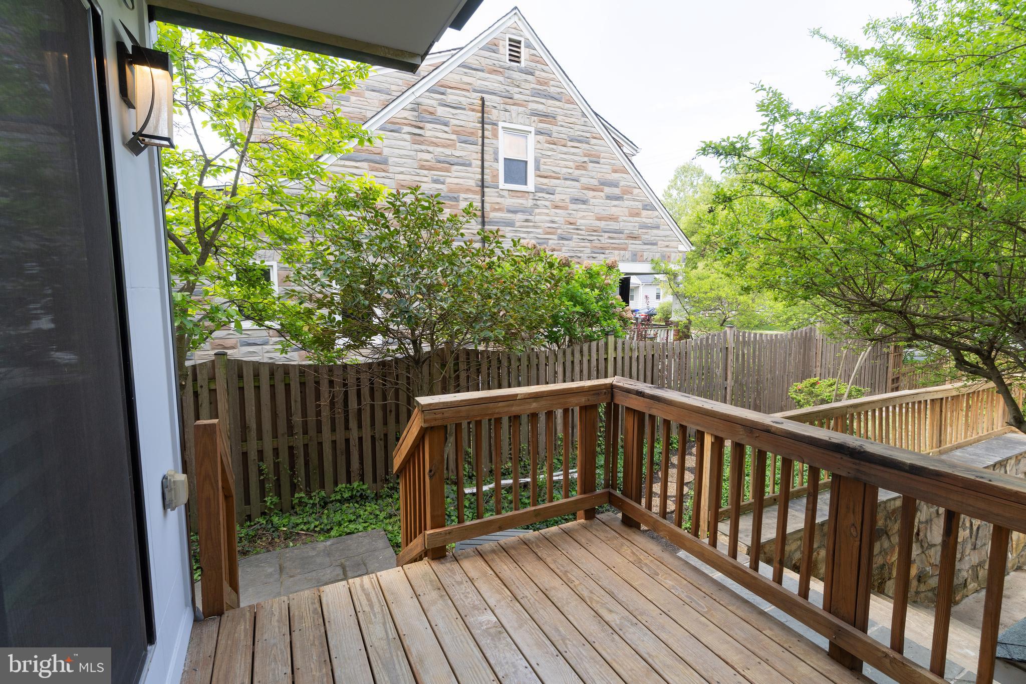 ADDISON HEIGHTS - Residential