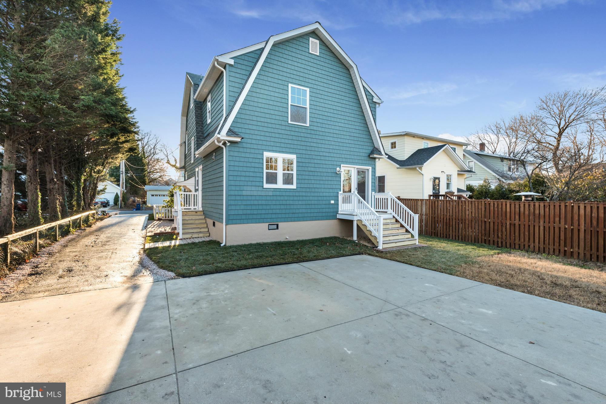 WEST ANNAPOLIS - Residential