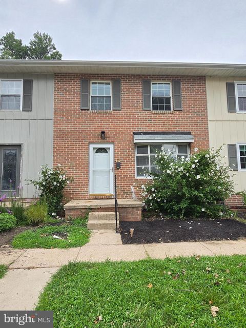 Townhouse For Rent - 76 Shetland Circle #76<br/> Baltimore County, REISTERSTOWN, MD 21136