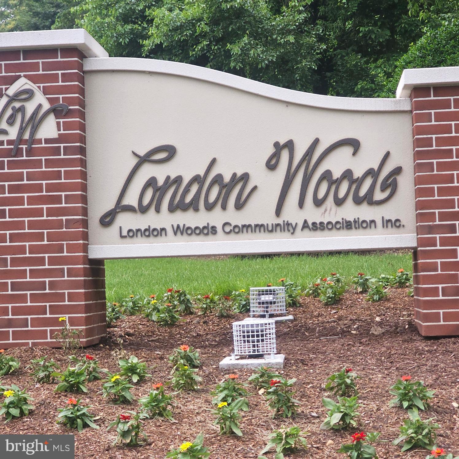 LONDON WOODS - Residential