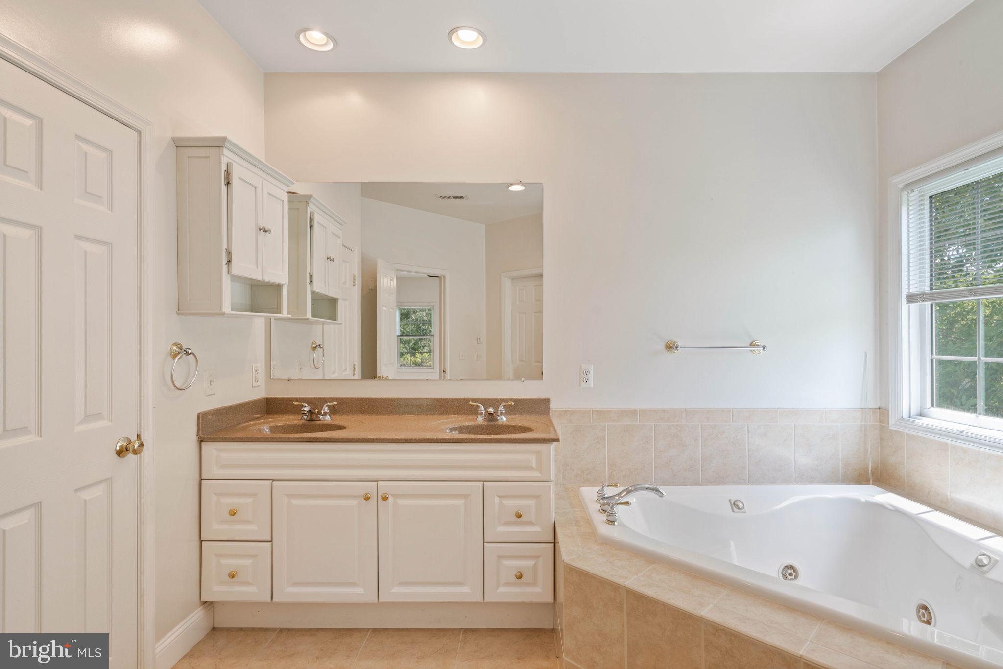 MT VERNON VALLEY - Residential Lease