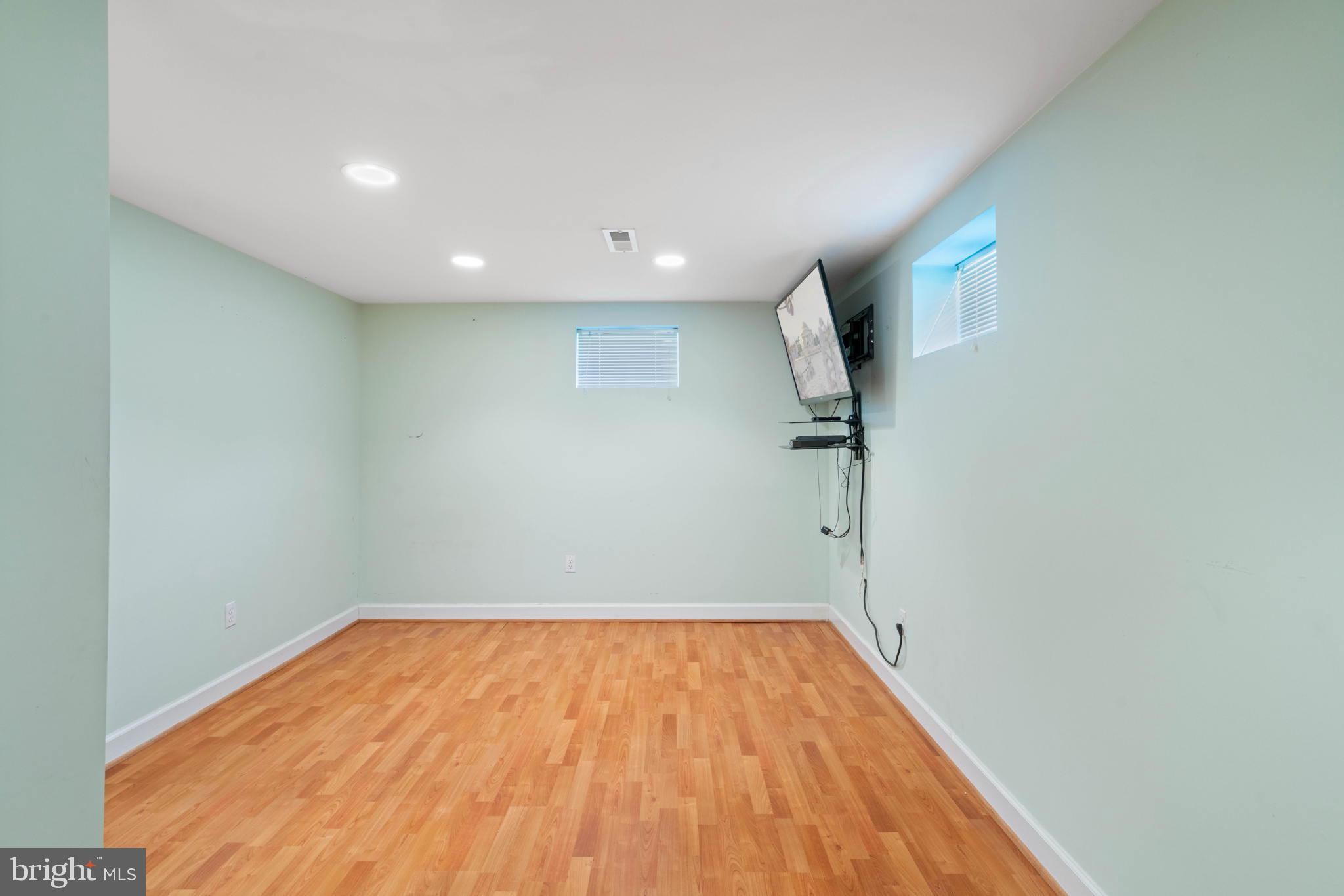 MT VERNON VALLEY - Residential Lease