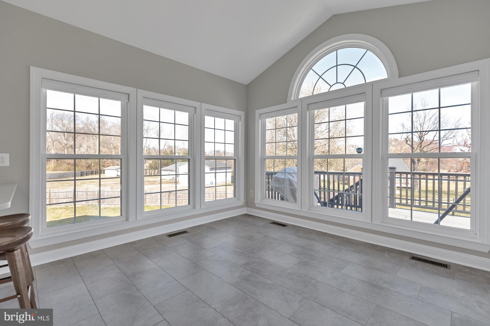 STRAWBERRY GLENN - Residential