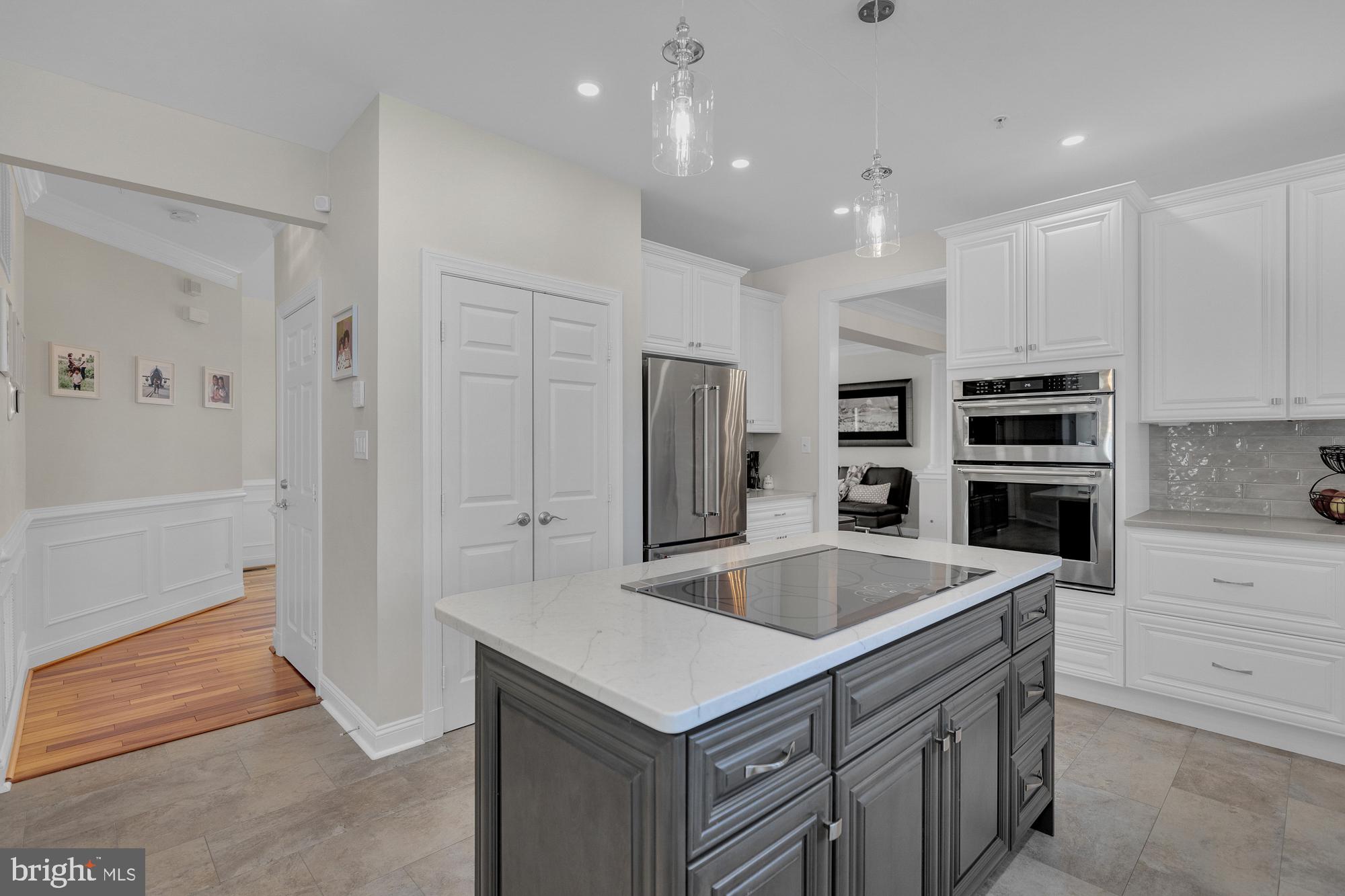 STRAWBERRY GLENN - Residential