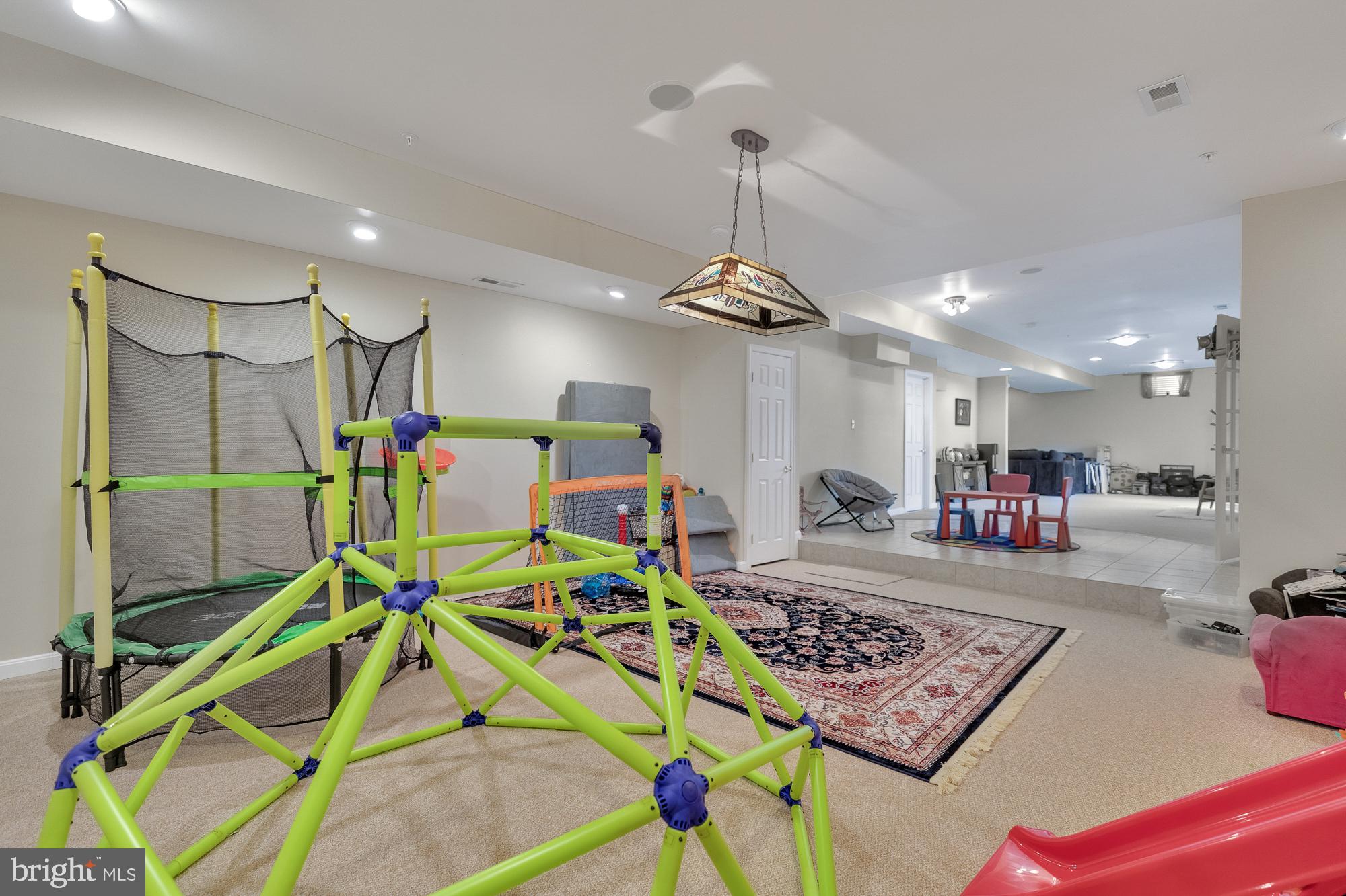 STRAWBERRY GLENN - Residential