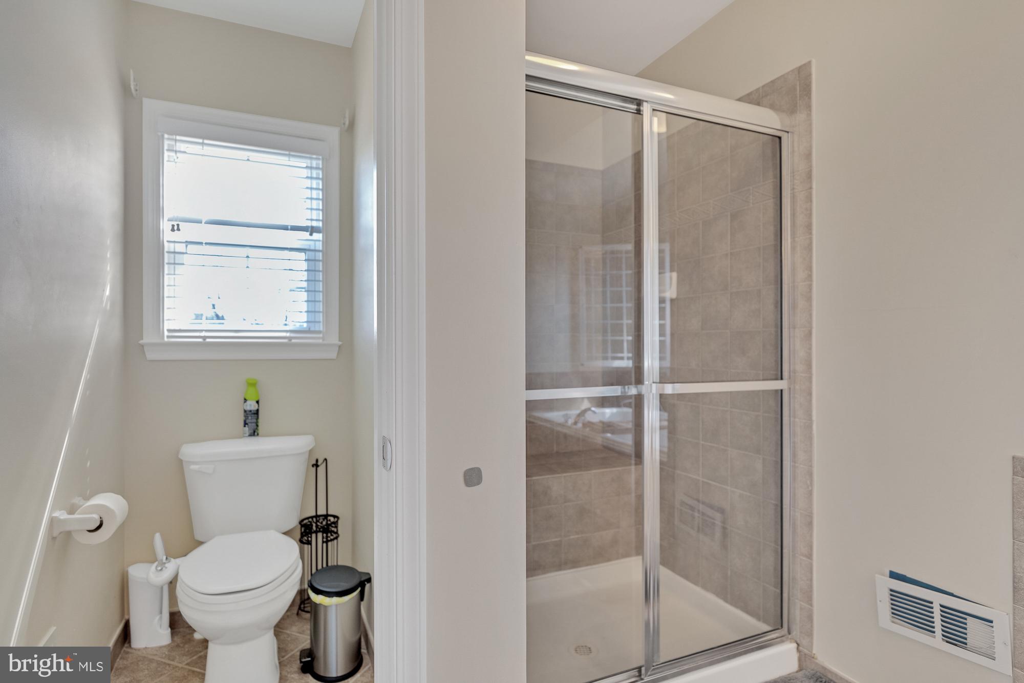 STRAWBERRY GLENN - Residential