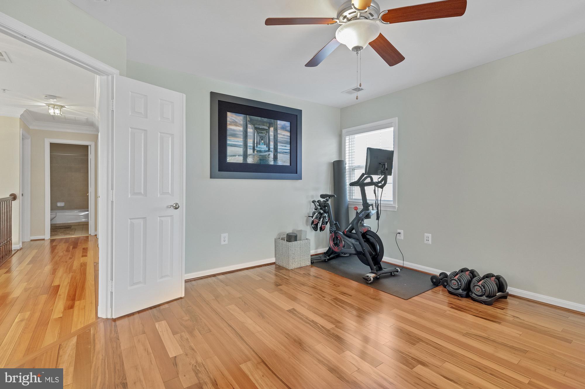 STRAWBERRY GLENN - Residential