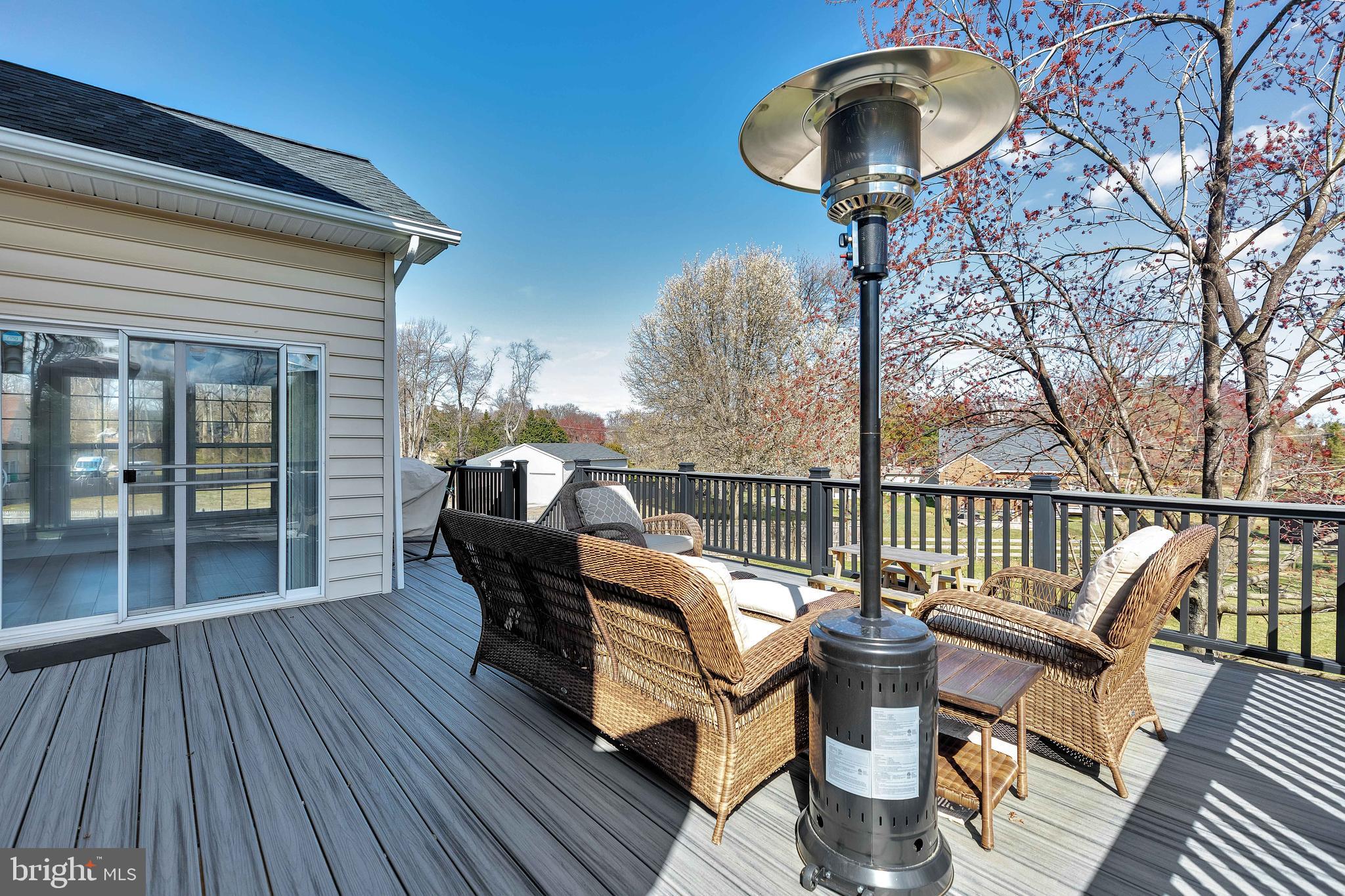 STRAWBERRY GLENN - Residential