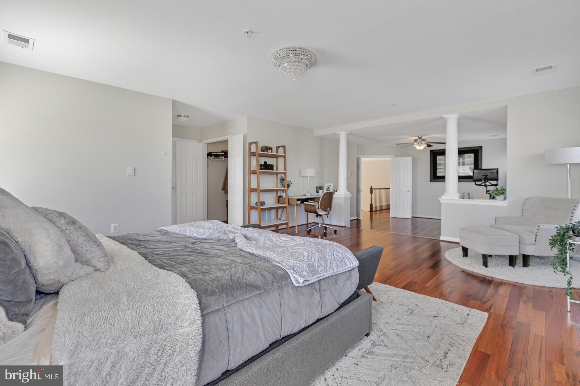 STRAWBERRY GLENN - Residential