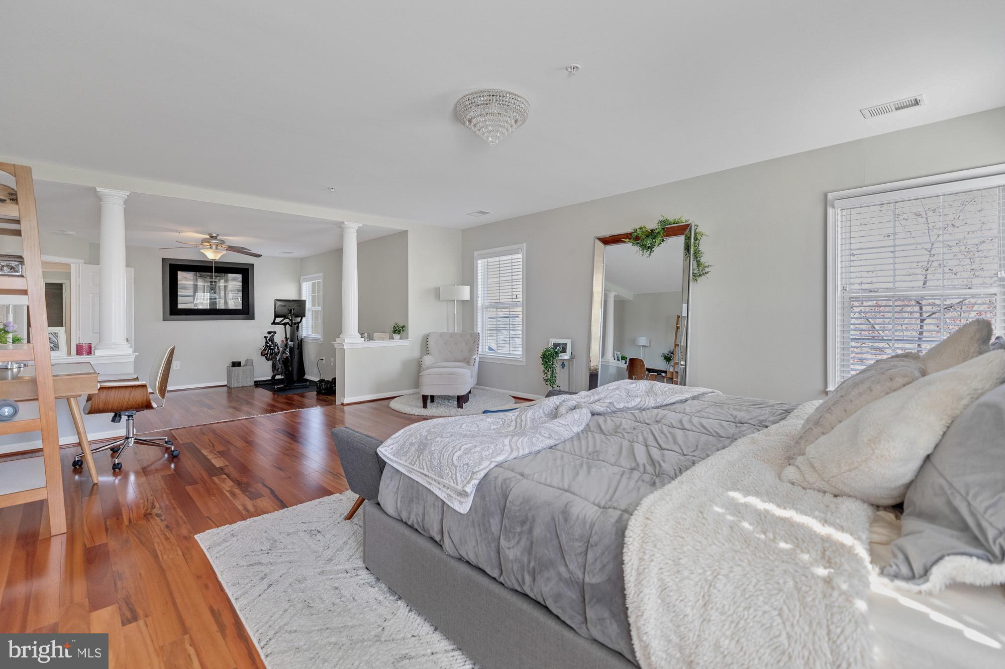 STRAWBERRY GLENN - Residential